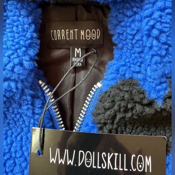 Current Mood Skull On My Sleeve Sherpa Zip Up Hoodie/Jacket by Dolls Kill - Picture 7 of 12